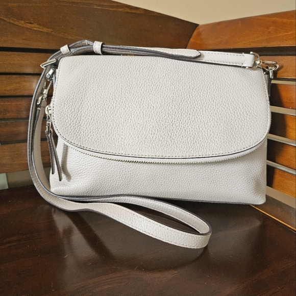 Kate Spade Pebbled Leather Fold Over Bag! NWOT! - Picture 2 of 13